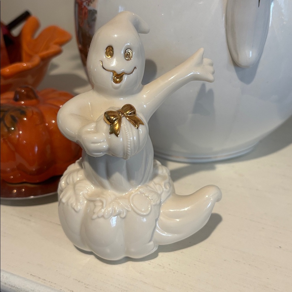 Lenox Halloween Figurine Ghost Pumpkin 24K Gold Accent